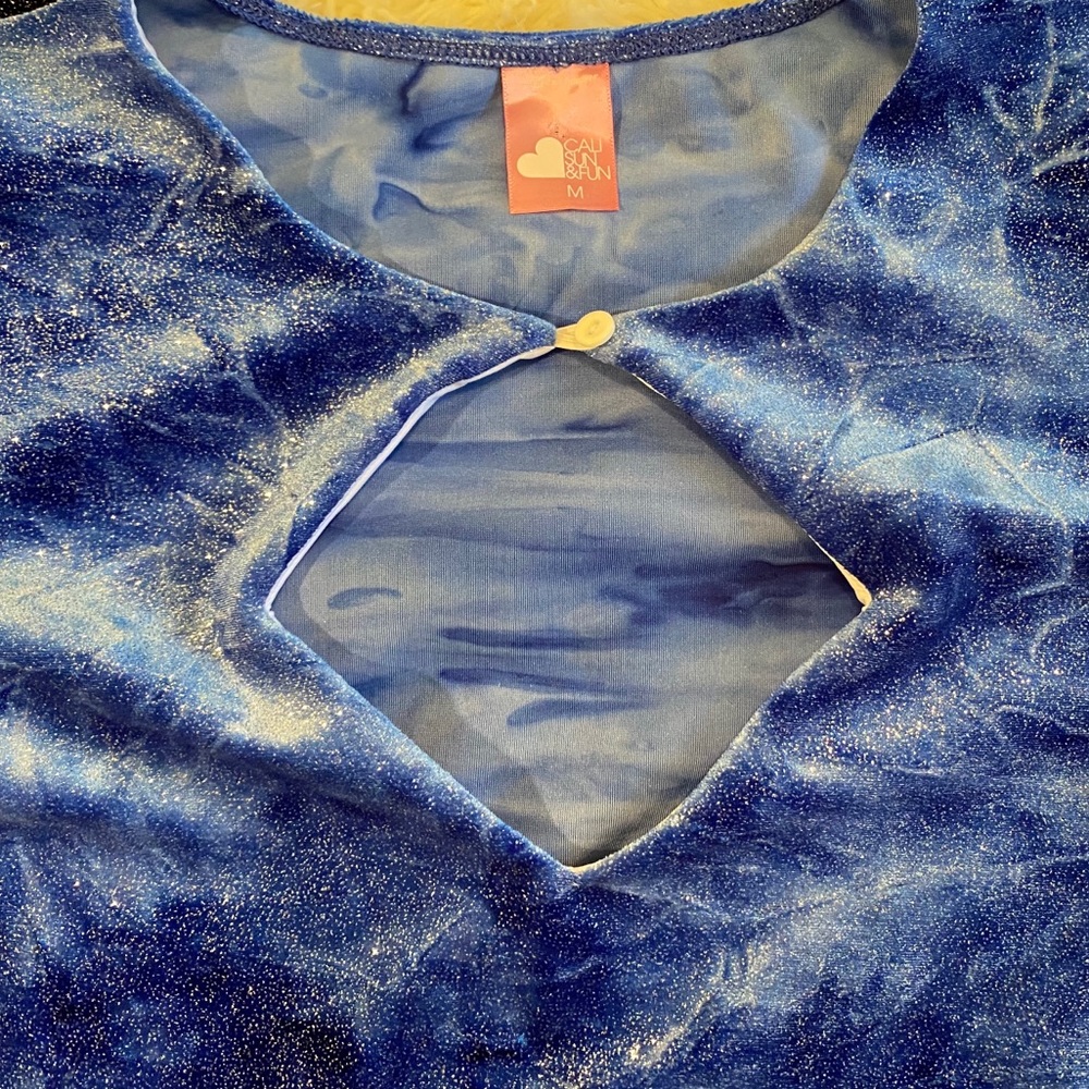 American Apparel • Shiny Velvet Keyhole Dress - Picture 4 of 12